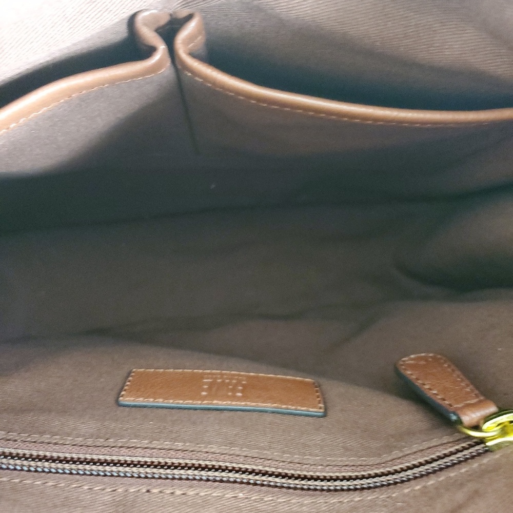 Frye Madison Cognac Crossbody NWT - Picture 8 of 8